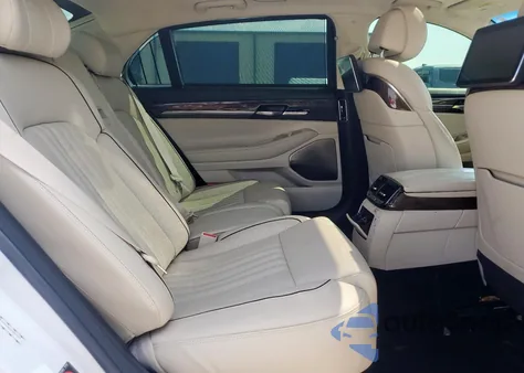 2018 Genesis G90 Ultimate из США, поврежденный, VIN KMHG54JH0JU037941